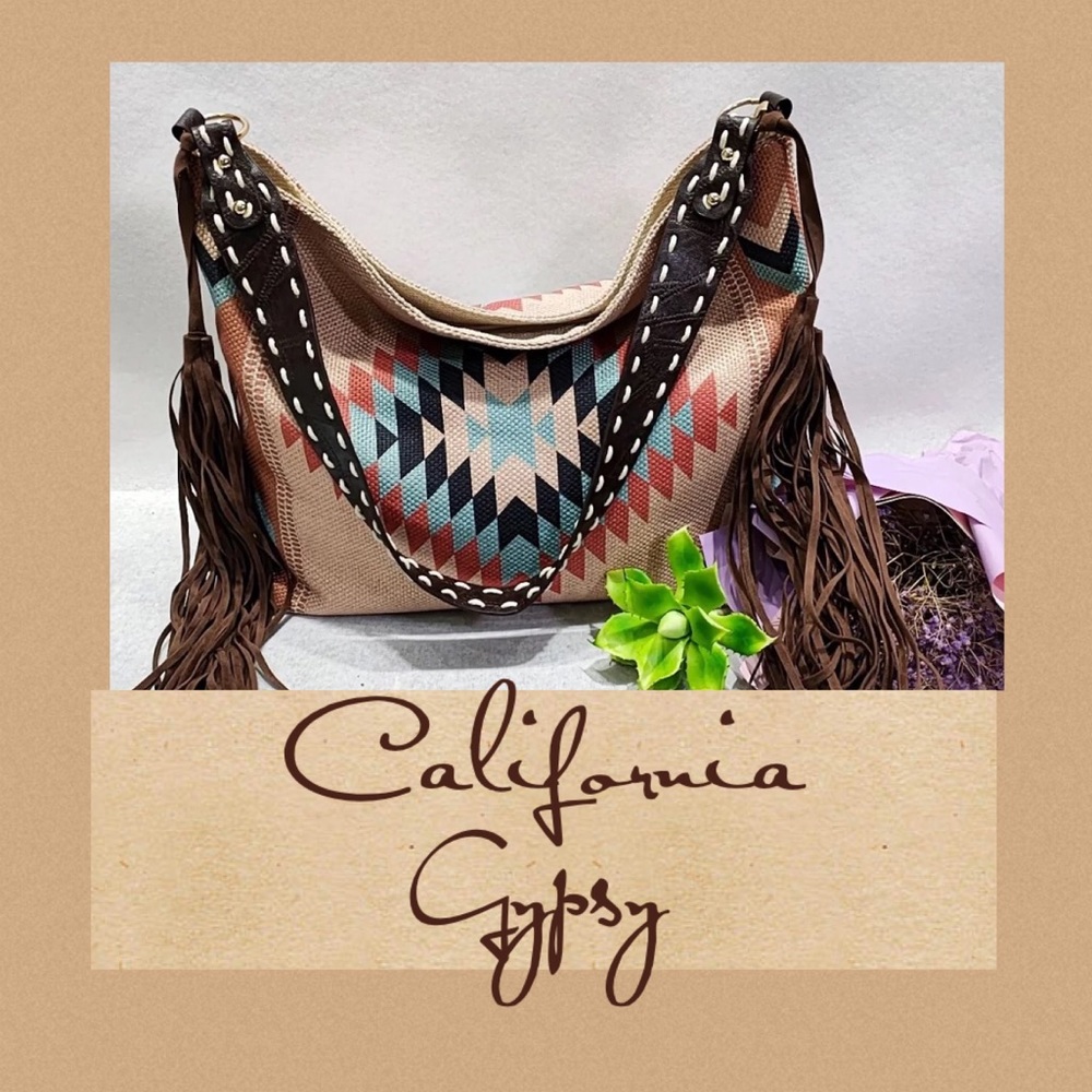 Southwestern Bohemian Aztec Bag🎉 RESTOCKED🎉 - Picture 2 of 5